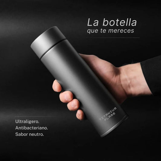Botella de agua TitaniumFlame 100% titanio puro: beba limpio, viva mejor.