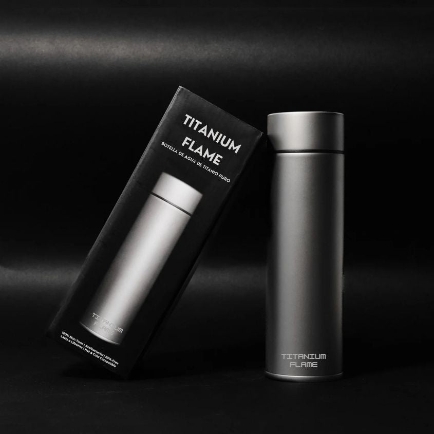 Presentamos TitaniumFlame® - La Botella de Agua Más Segura e Higiénica